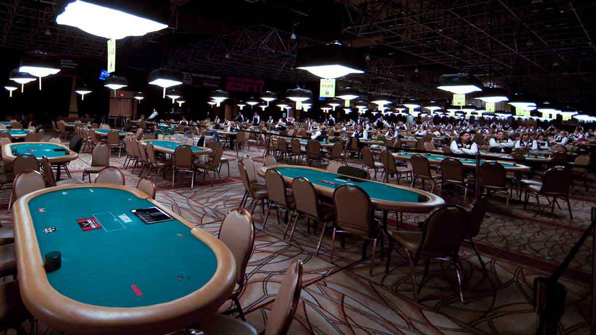 A hall full of live poker tables