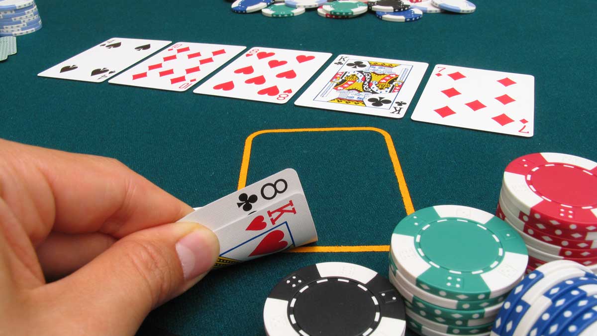 Flopping a two pair hand in poker