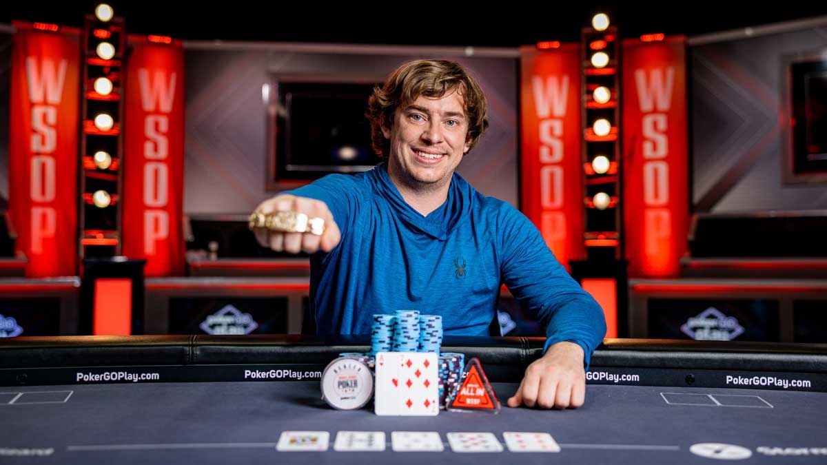 Chris Brewer Wins WSOP Bracelet