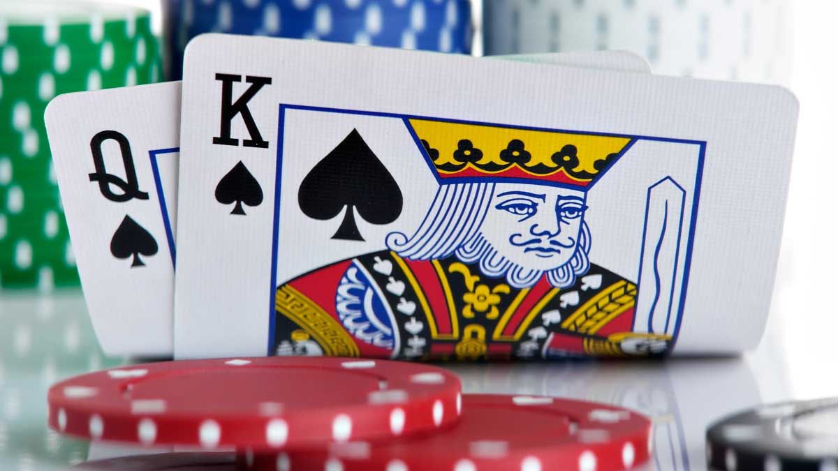 How to Play King Queen Suited