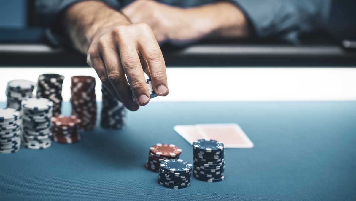 A Guide to Squeeze Play in Poker